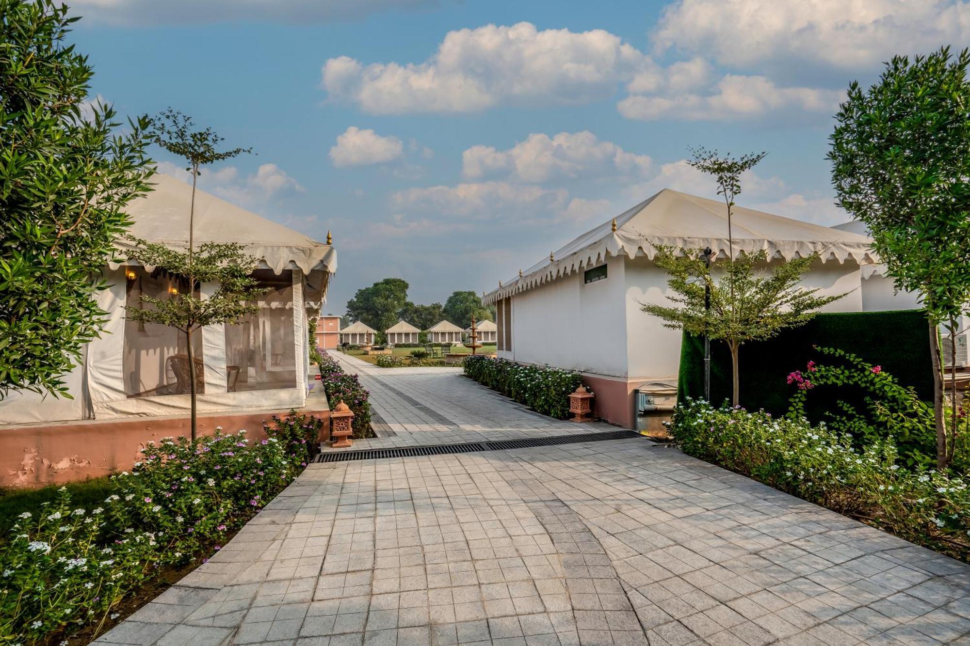 Buena Vista Luxury Garden Spa Resort Divisione di Divisione di Jaipur Esterno foto