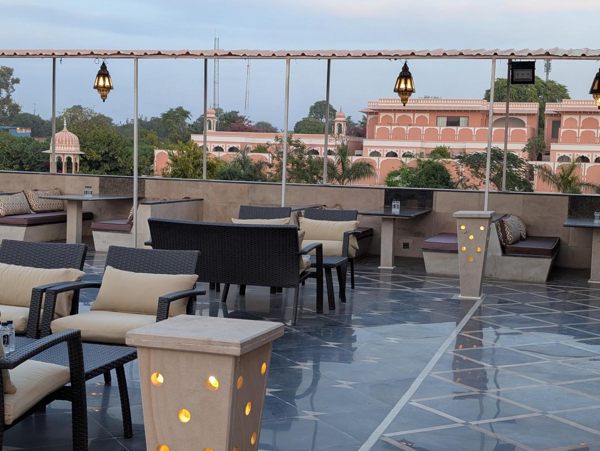 Buena Vista Luxury Garden Spa Resort Divisione di Divisione di Jaipur Esterno foto